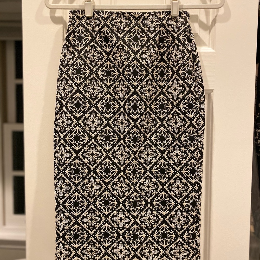 Zara pencil skirt